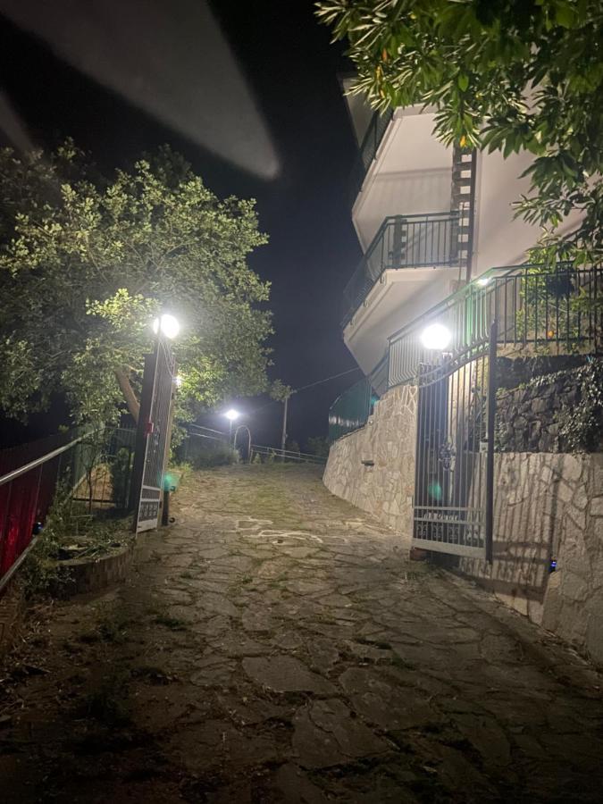 Villa Maremonti - Con 3 Piscine Сестри-Леванте Экстерьер фото